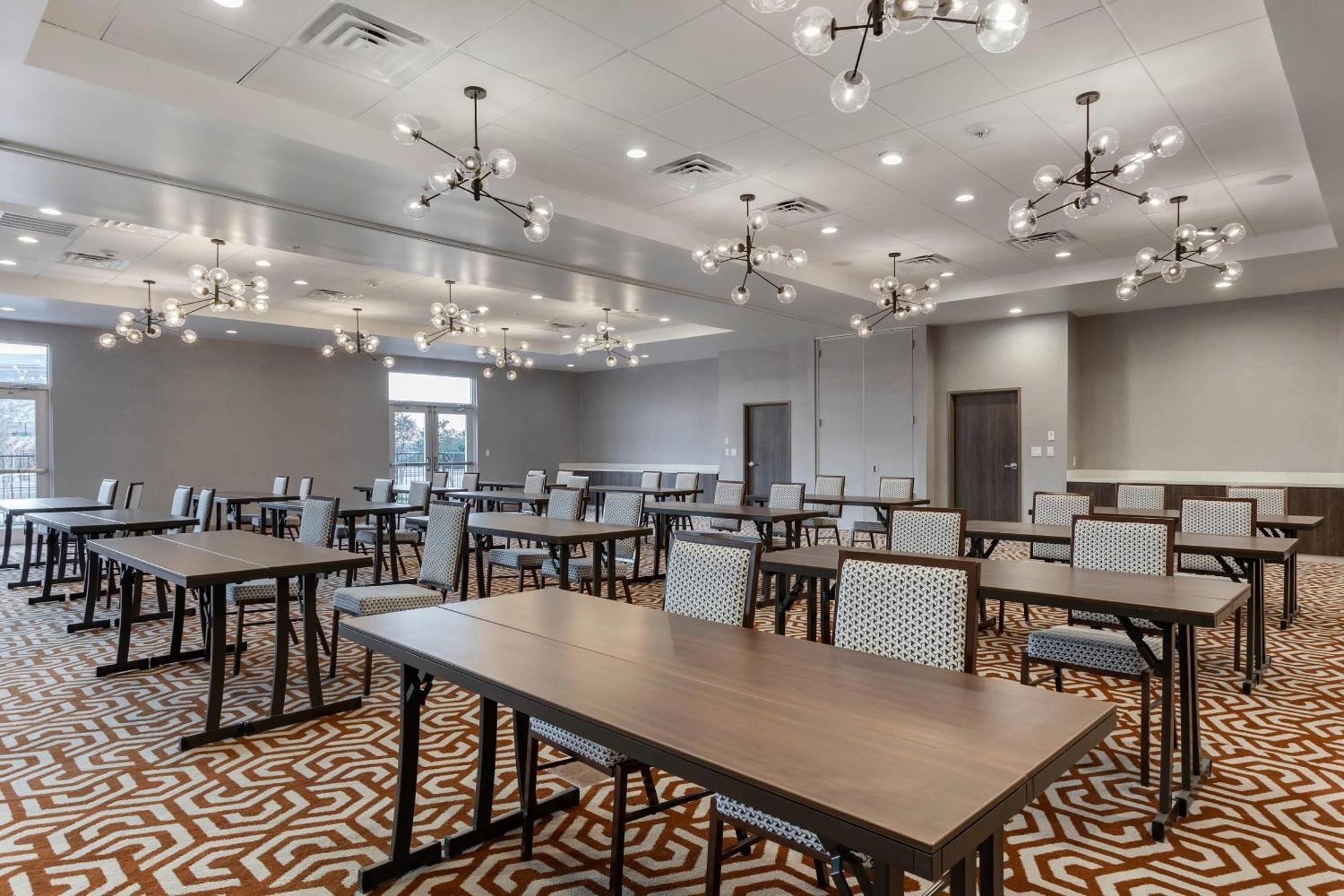 Cambria Hotel Richardson - Dallas Экстерьер фото